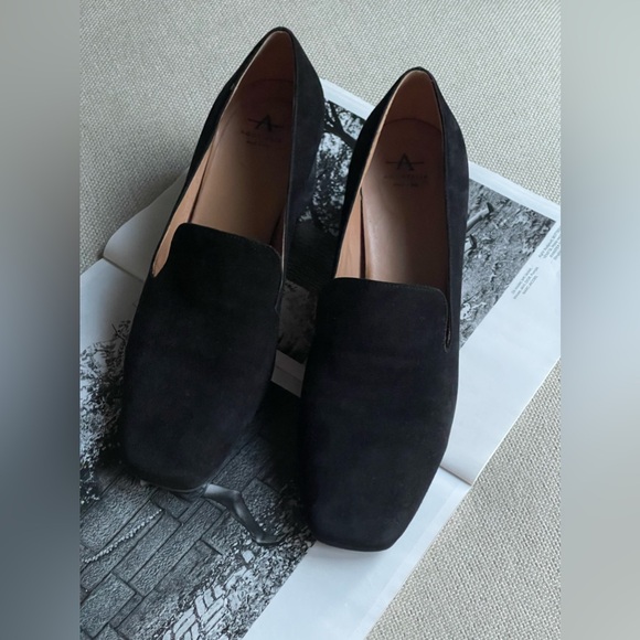 Aquatalia Jill Water Resistant Suede Square Toe Loafer Pumps In Black Size 10 - Picture 16 of 16